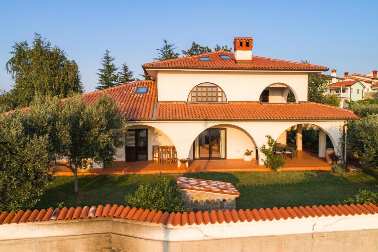 Villa Emi Zgornje Skofije Exterior photo